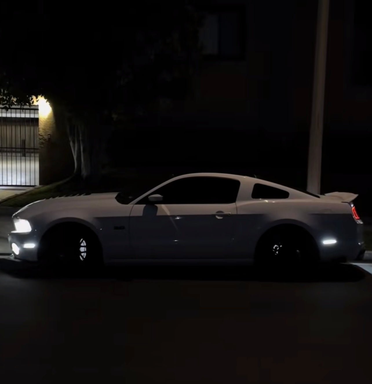 Mustang GT Reflective Caliper Pre-Cut Vinyl Kit 2011+